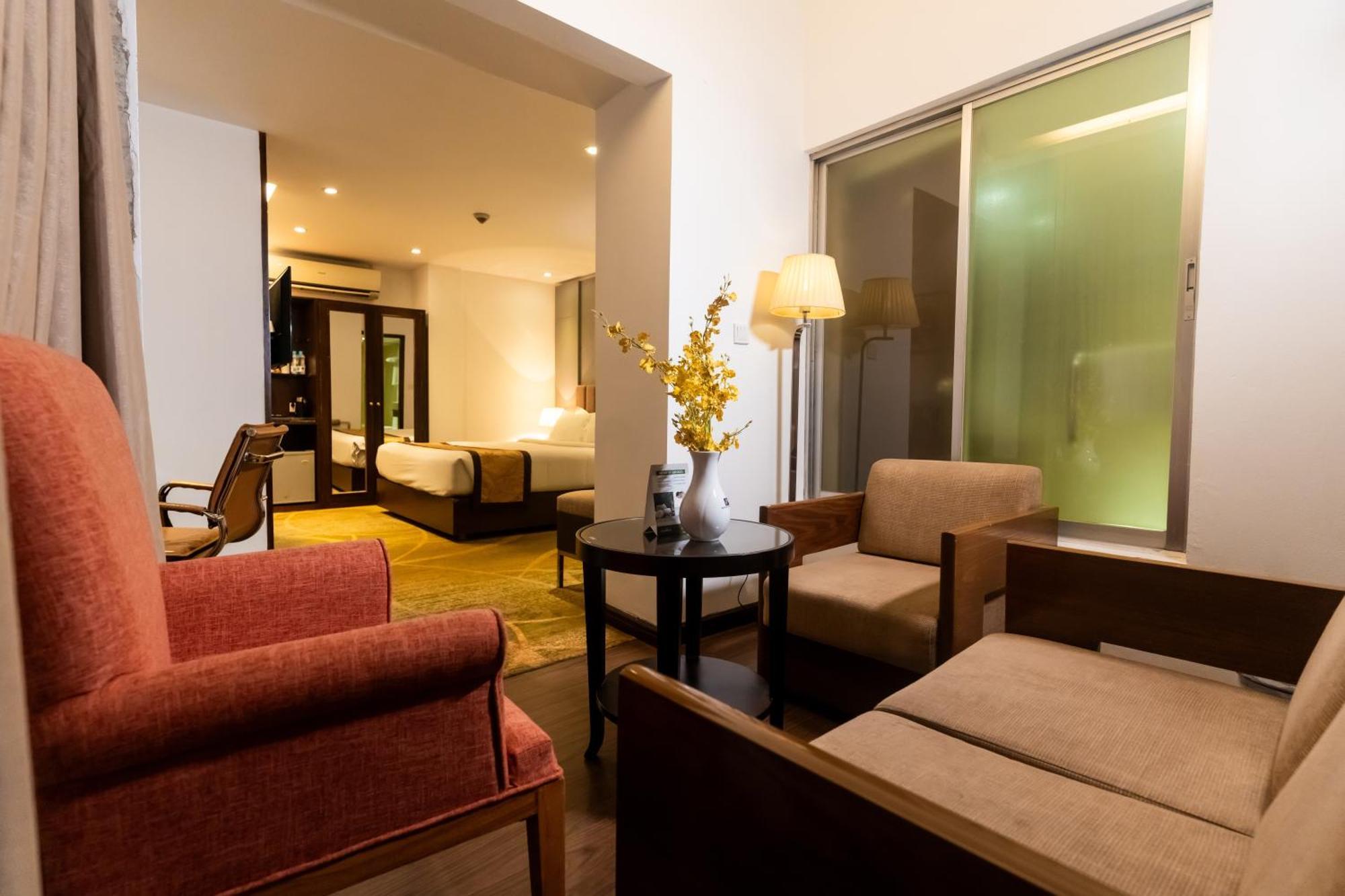 Hotel Bengal Canary Park Dhaka Exterior photo